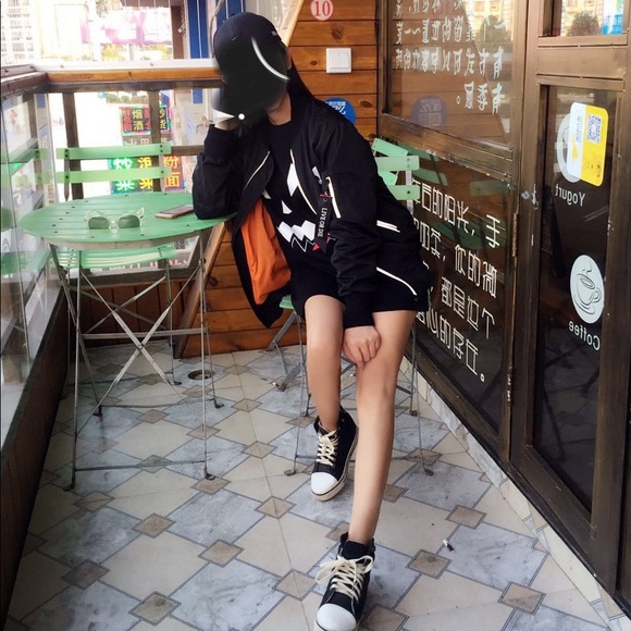 Black luminous Jacket - Picture 2 of 2